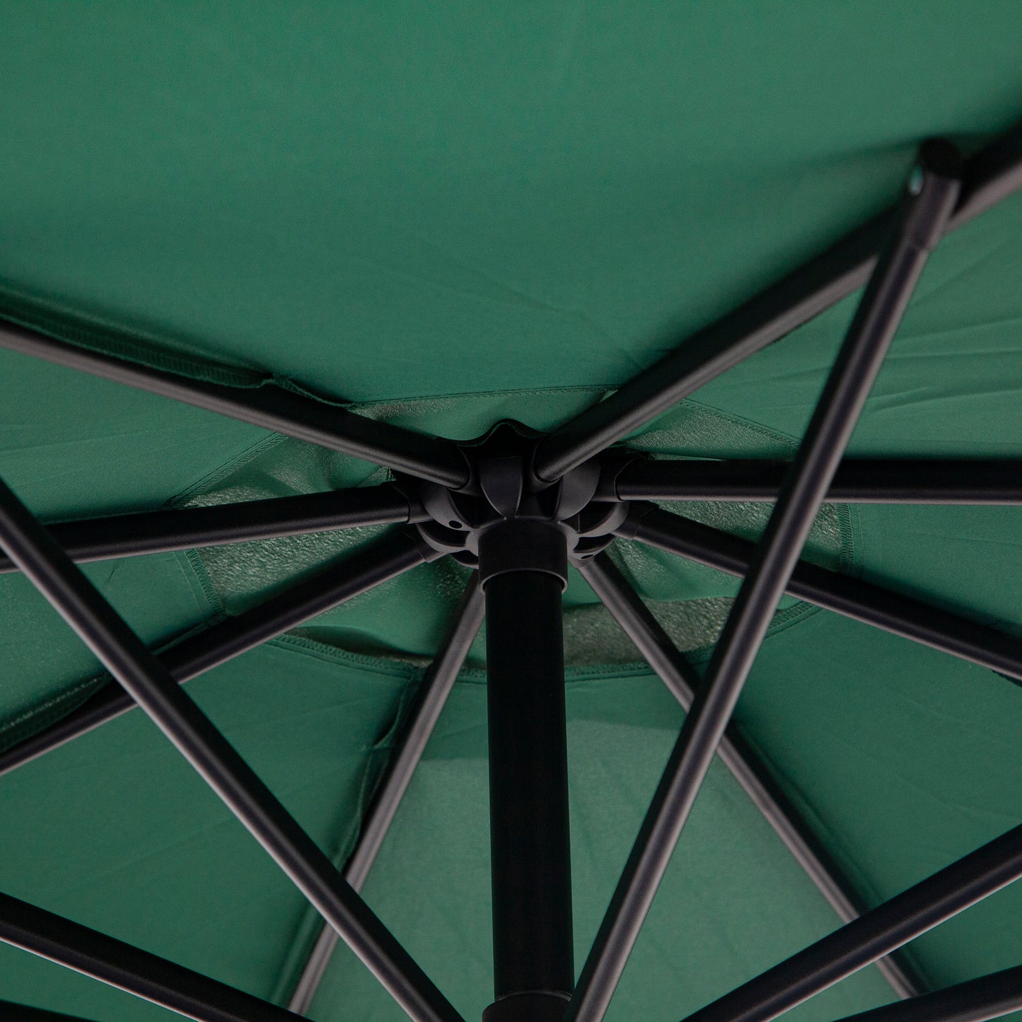 9.7ft Offset Patio UmbrellaCantilever Parasol with Crank Handle, 8 Ribs and Cross Base for Outdoor, Sun Shade, Green