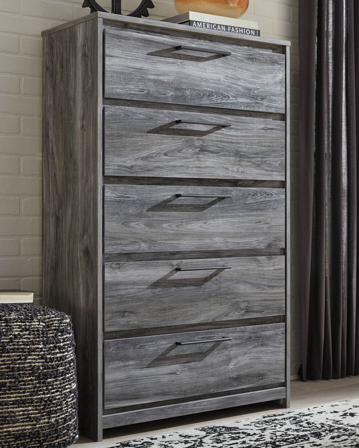 Baystorm - Five Drawer Chest - Forward Furniture