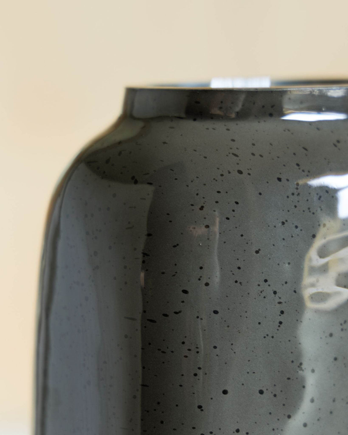 Kierlain - Vase - Forward Furniture