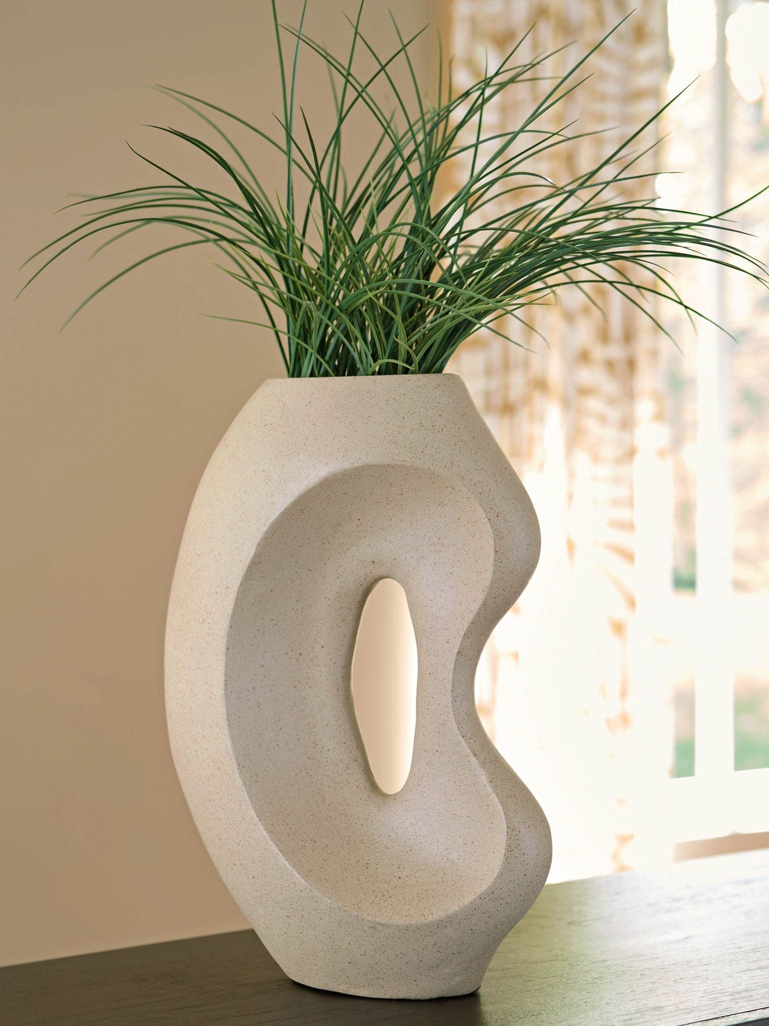 Odion - Vase - Forward Furniture