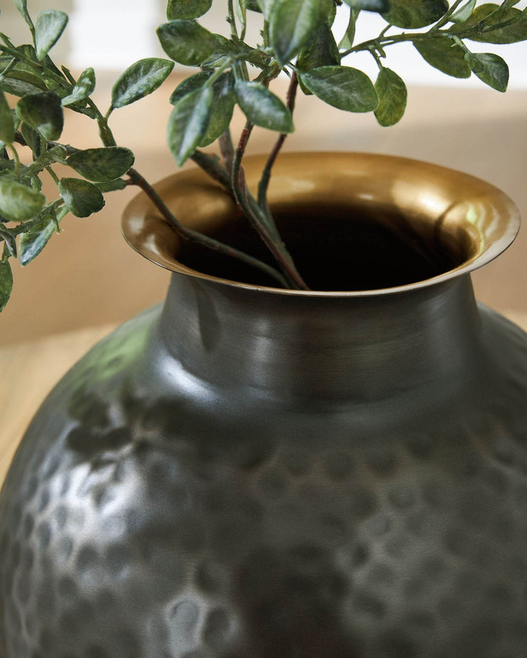 Woody - Vase - Forward Furniture