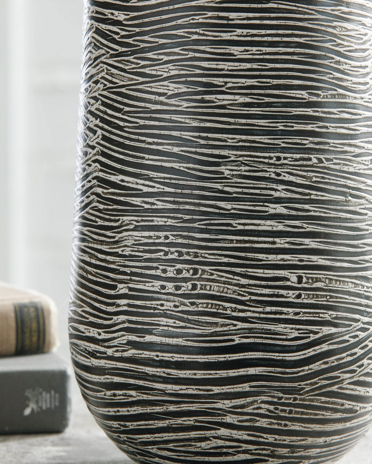 Fynn - Vase - Forward Furniture