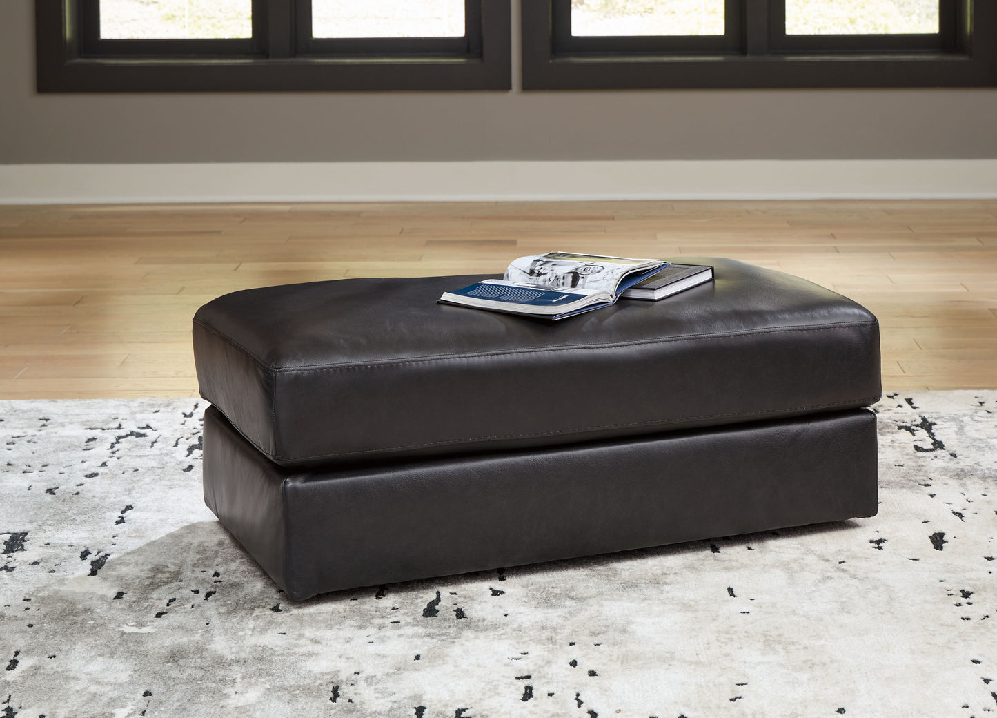 Amiata - Onyx - Ottoman - Leather Match