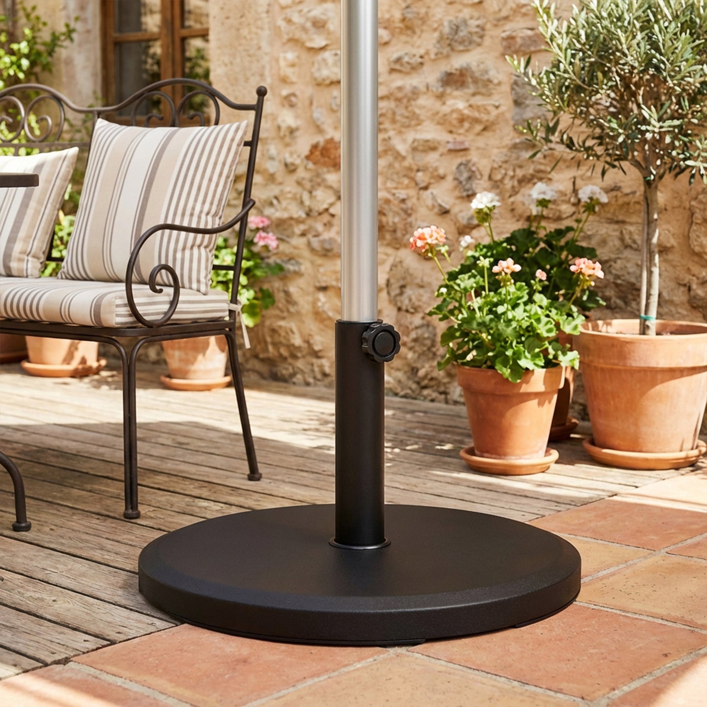 29 lbs Heavy-Duty Cement Patio Umbrella Base