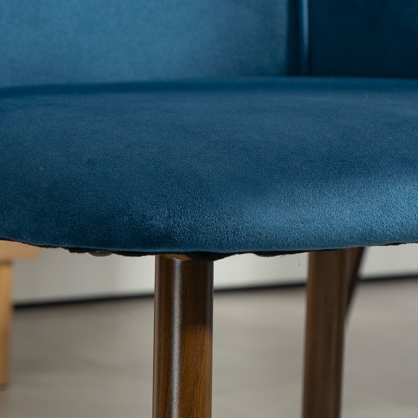 Upholstered Dining Chairs Set of 4, Velvet Accent Chair with Back and Wood-grain Steel Leg for Kitchen, Dark Blue