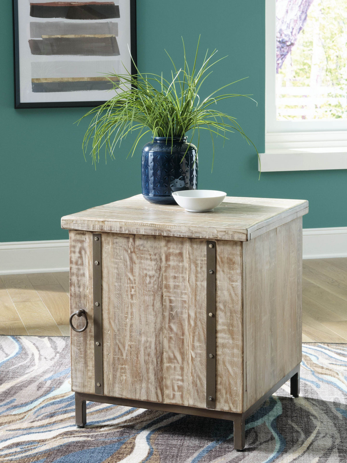 Laddford - Whitewash - Accent Cabinet - Shelf - Forward Furniture