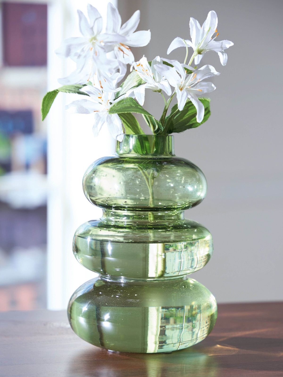 Renethorne - Vase - Forward Furniture