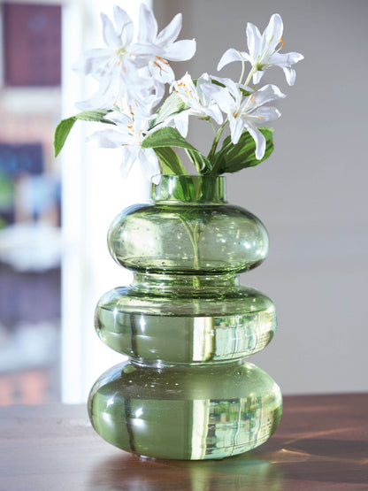 Renethorne - Vase - Forward Furniture