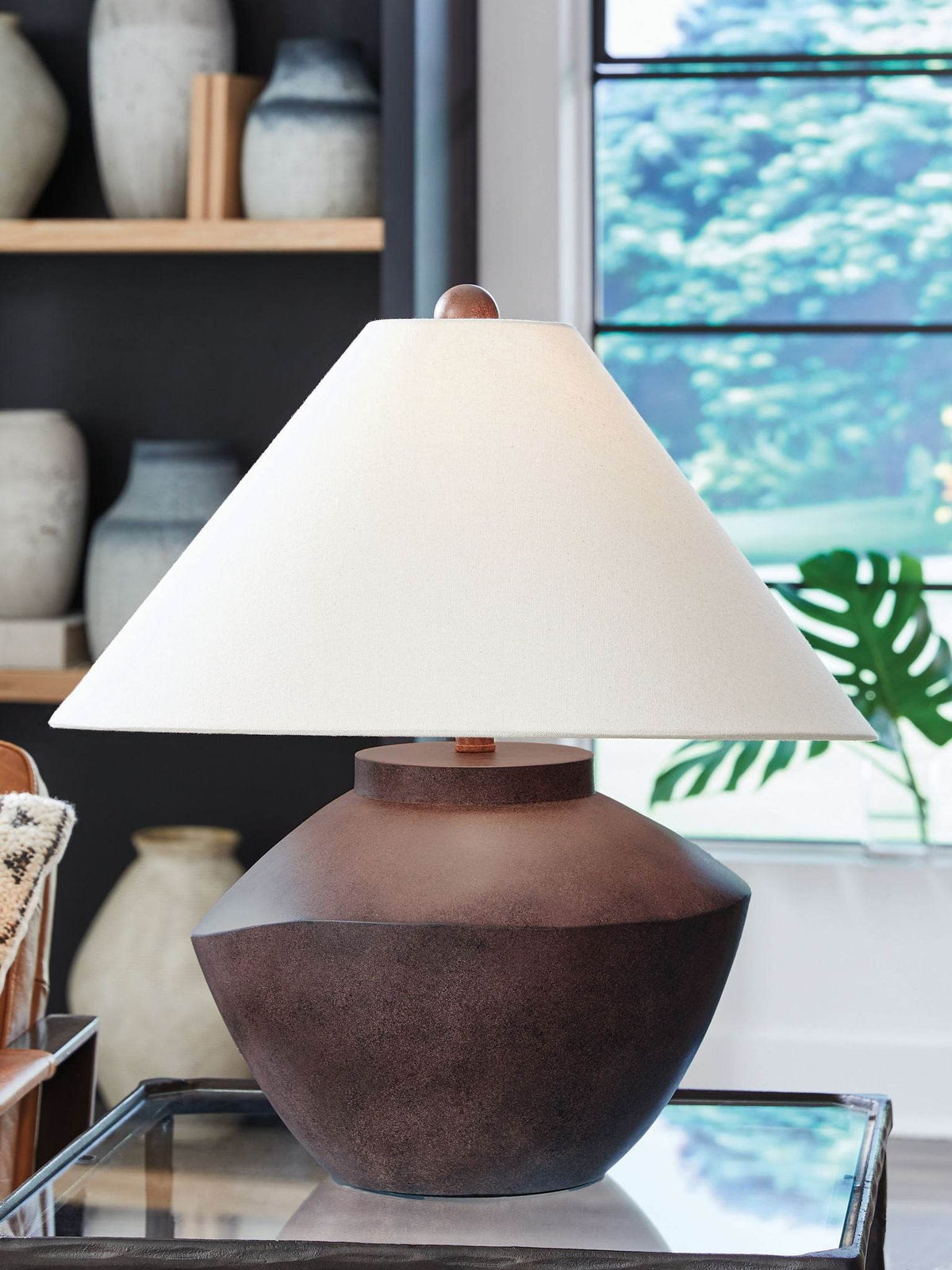 Honsworth - Antique Brown - Poly Table Lamp - Forward Furniture
