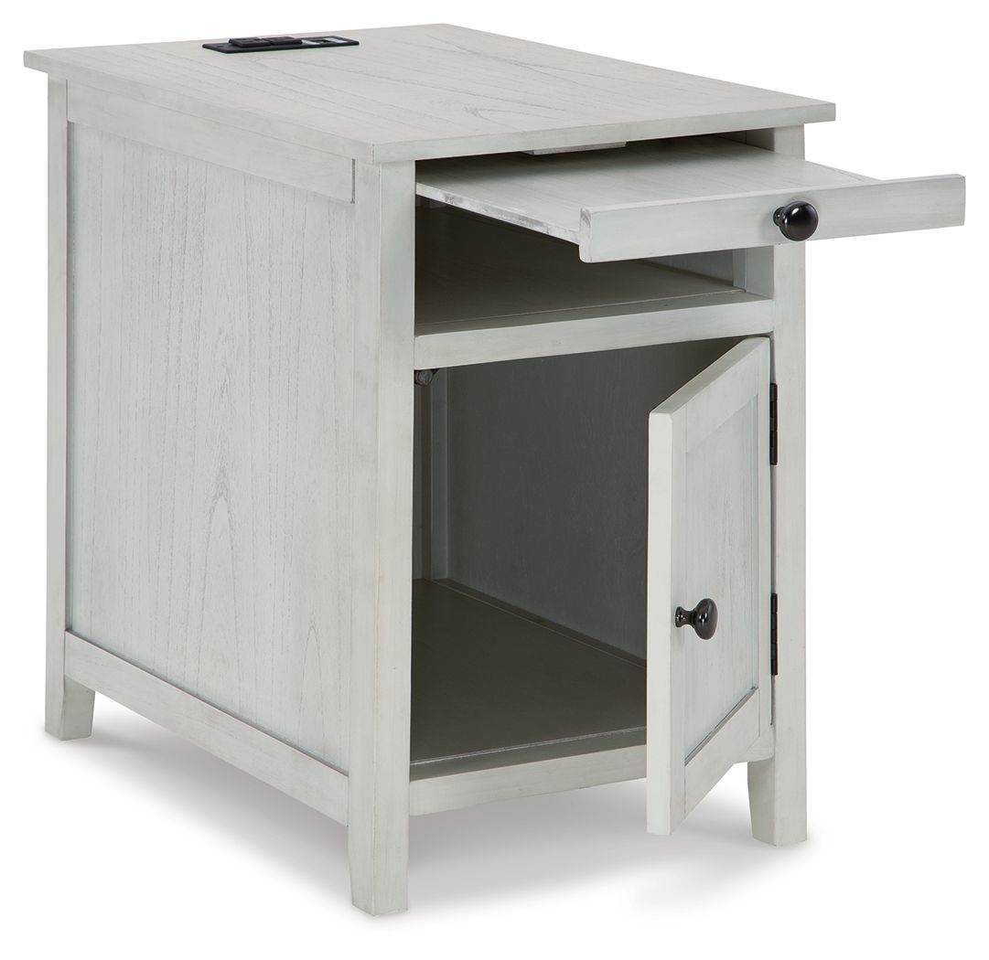 Treytown - Chair Side End Table - Forward Furniture