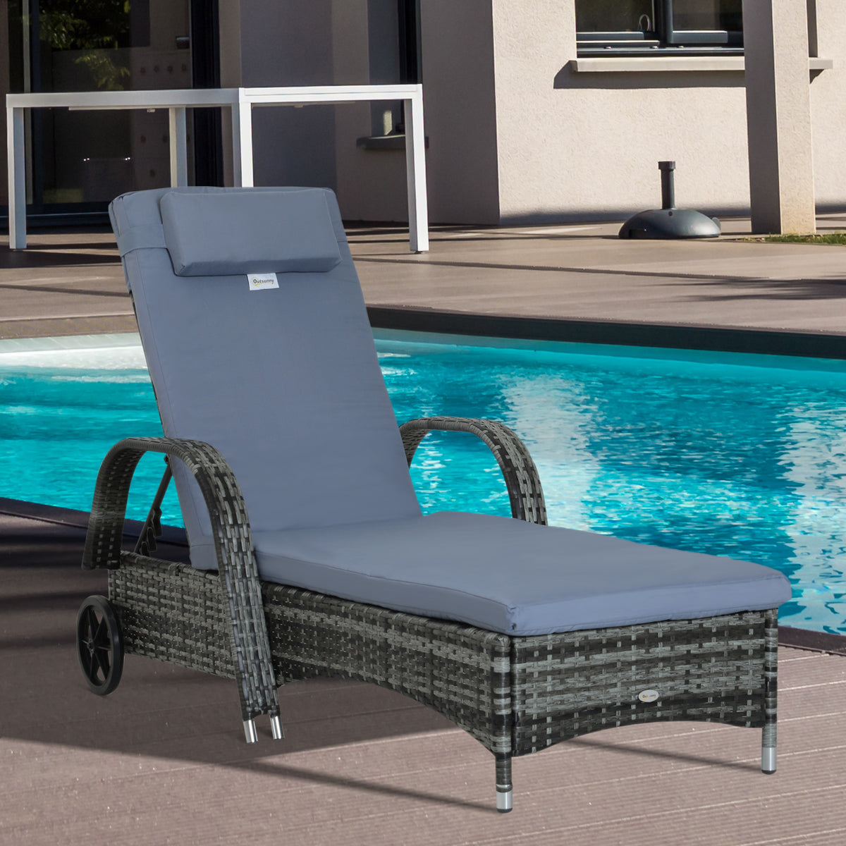 Wicker Chaise Lounge, Outdoor Lounge Chair, PE Rattan Patio Sun lounger with Head-rest, 5-Level Height Adjust Backrest, Cushion, & Wheels, Mixed Grey and Grey