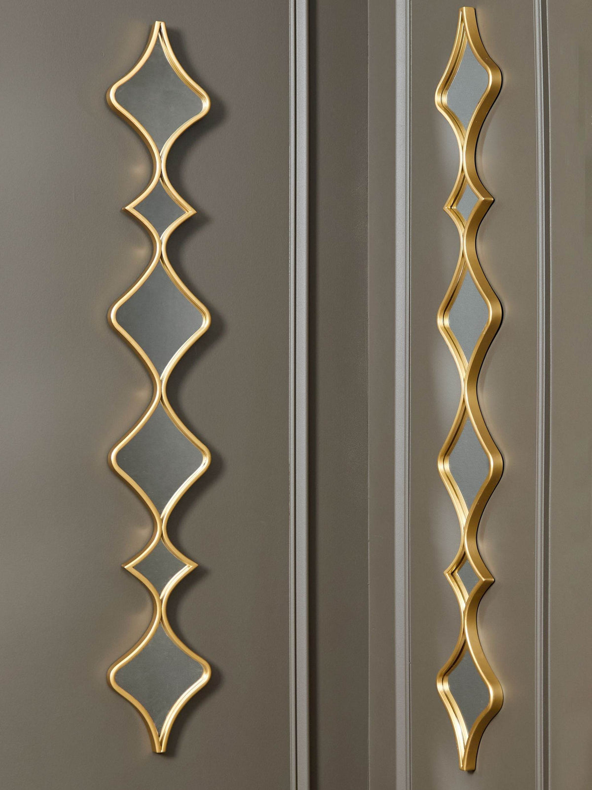 Harriswood - Gold Finish - Accent Mirror Set (Set of 2) - Forward Furniture