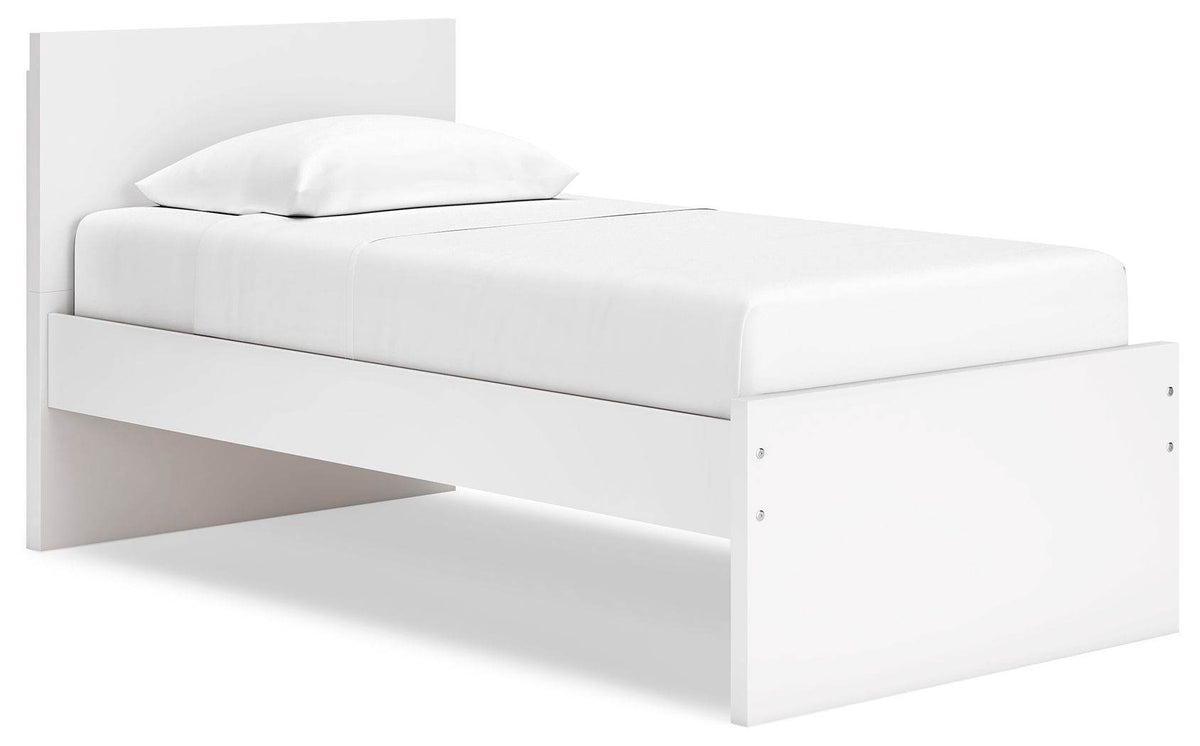Onita - Panel Platform Bed - Forward Furniture