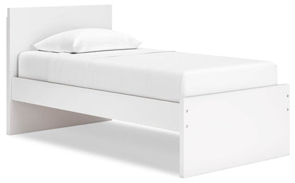 Onita - Panel Platform Bed - Forward Furniture