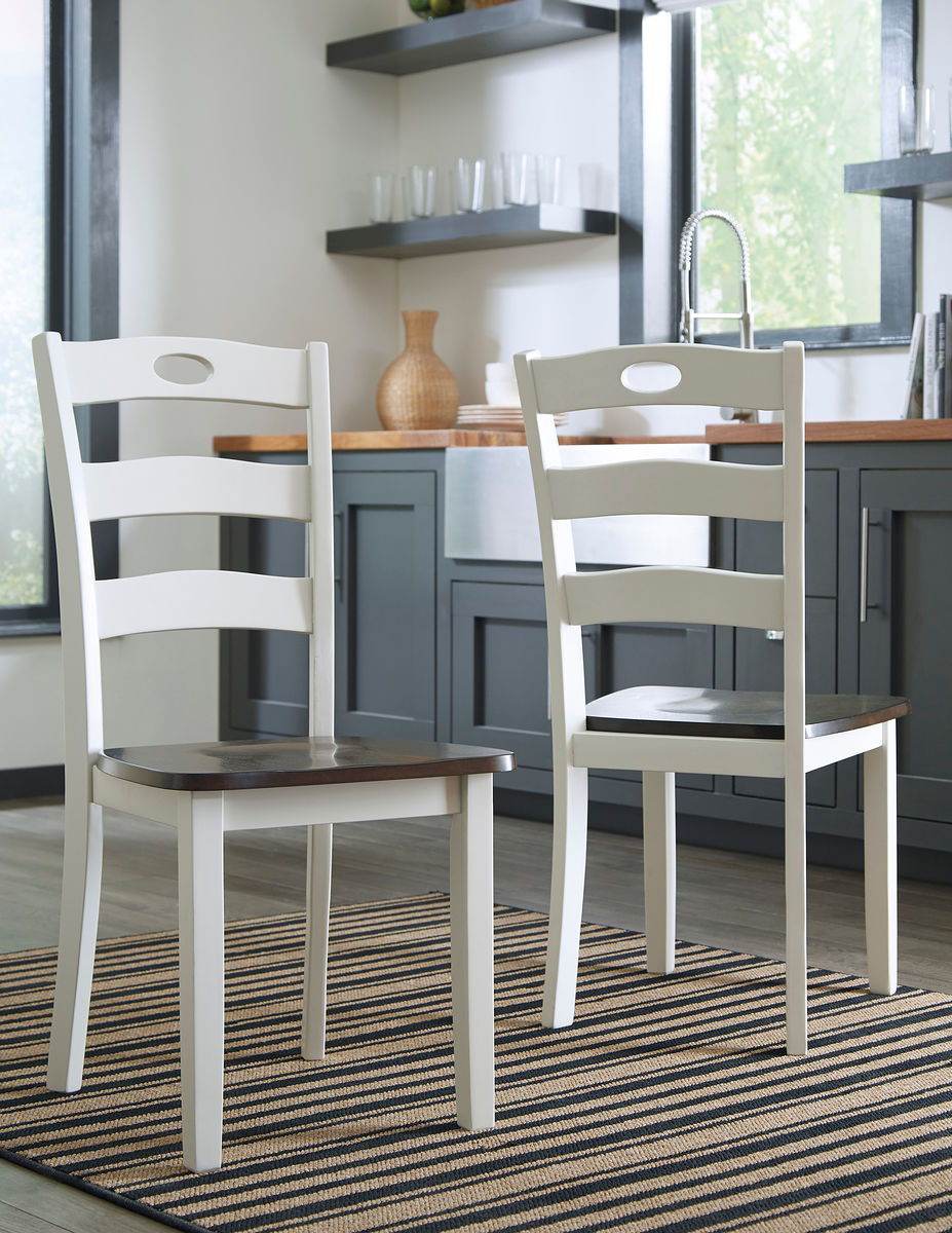 Woodanville - Round Dining Table Set - Forward Furniture