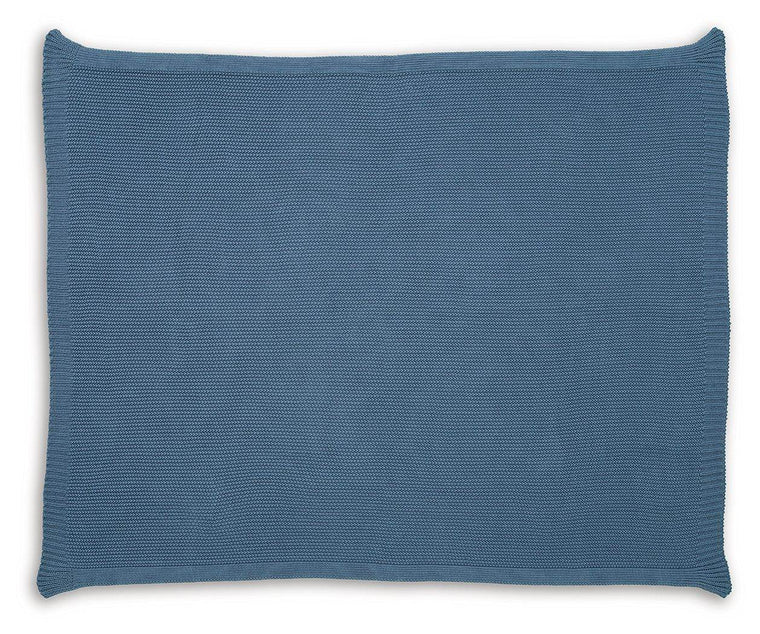 Gayelery - Throw - Forward Furniture