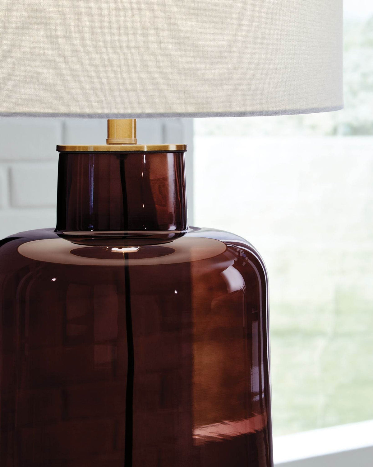 Mette - Brown / Gold Finish - Glass Table Lamp - Forward Furniture