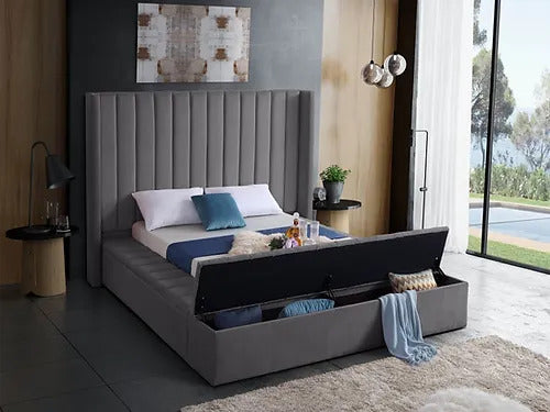 Selene Tufted Platform Bed with Storage