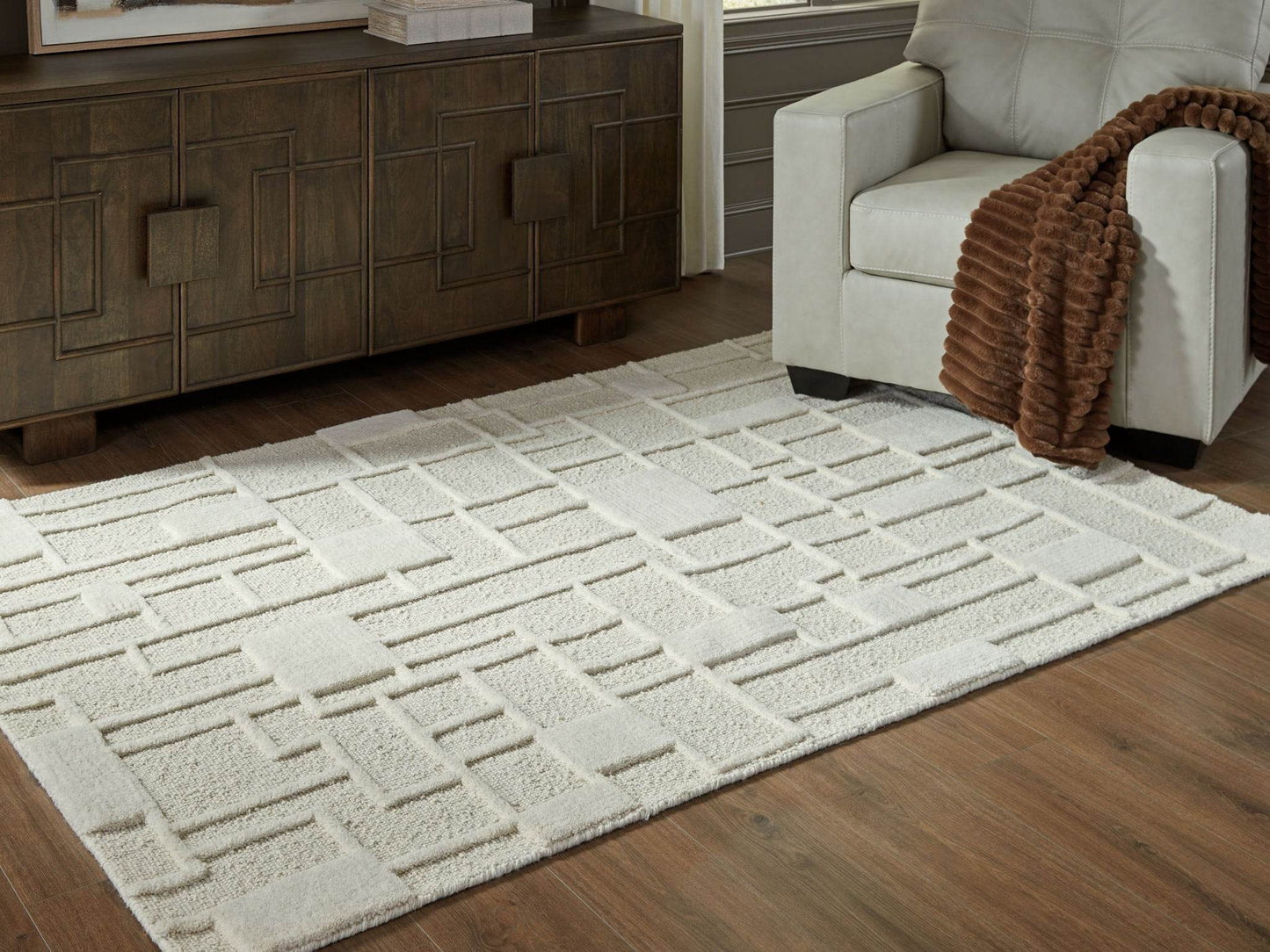 Empriss - Rug - Forward Furniture