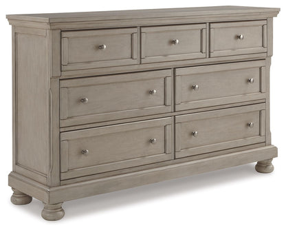 Lettner - 5 Pc. - Dresser, Mirror, Queen Sleigh Bed, 2 Nightstands - Light Gray