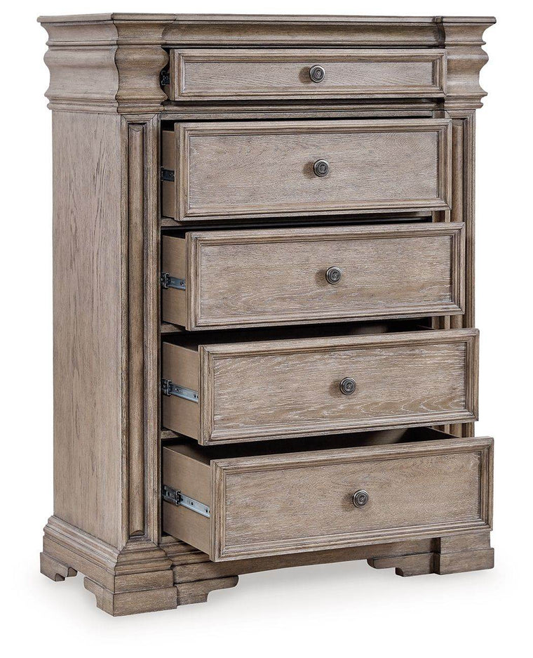 Blairhurst - Light Grayish Brown - Five Drawer Chest - Forward Furniture
