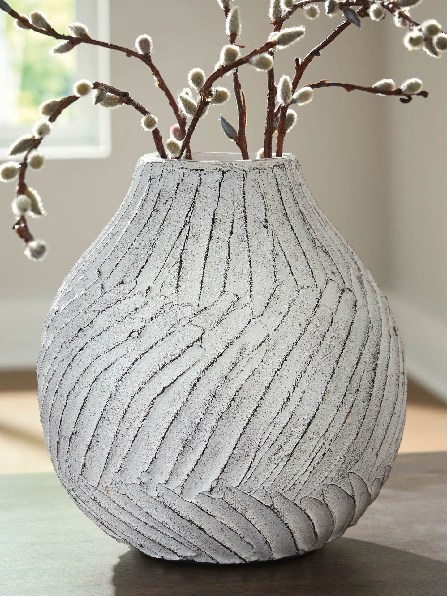 Shelvie - Vase - Forward Furniture