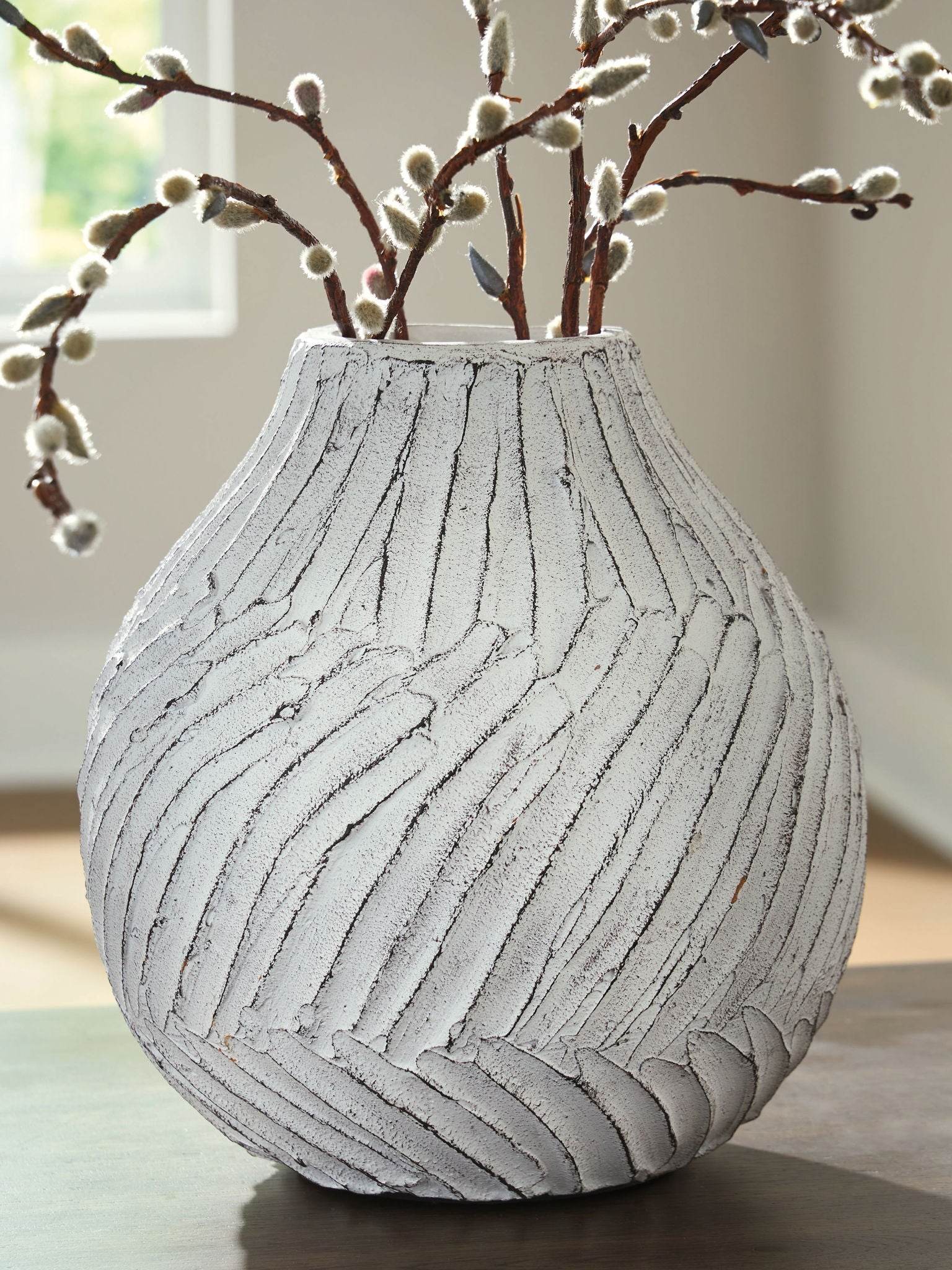 Shelvie - Vase - Forward Furniture