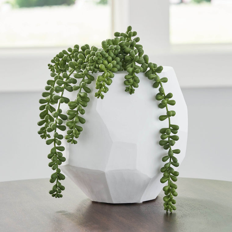 Karenton - Vase - Forward Furniture