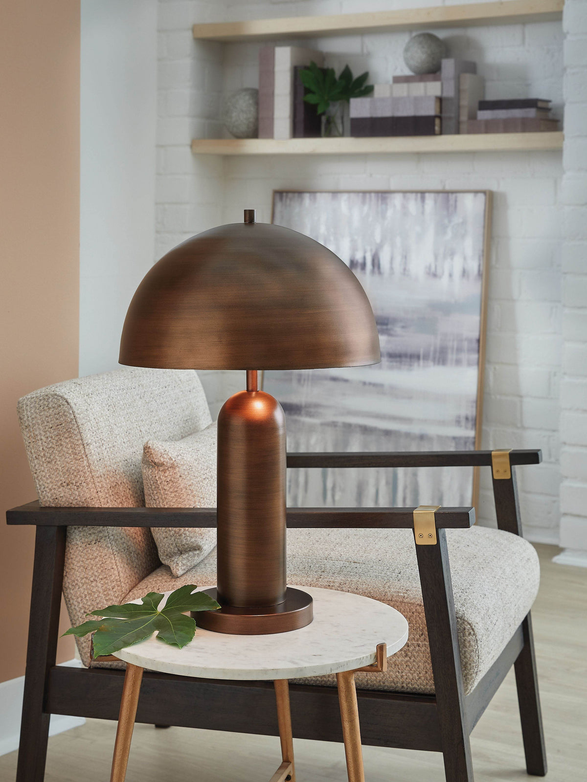 Wendfield - Metal Lamp - Forward Furniture