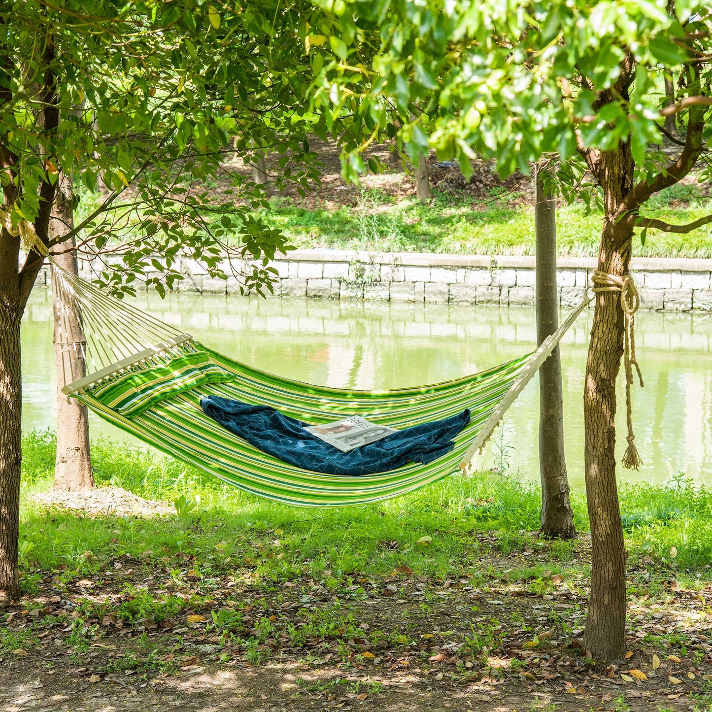 75" Patio Outdoor Hammock, Striped Camping Hammock Lounge Bed Garden w/ Pillow, Green