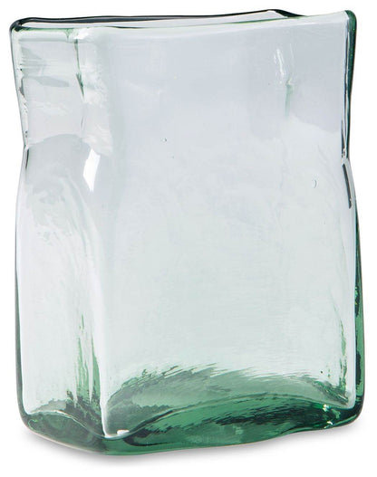 Taylow - Vase - Forward Furniture
