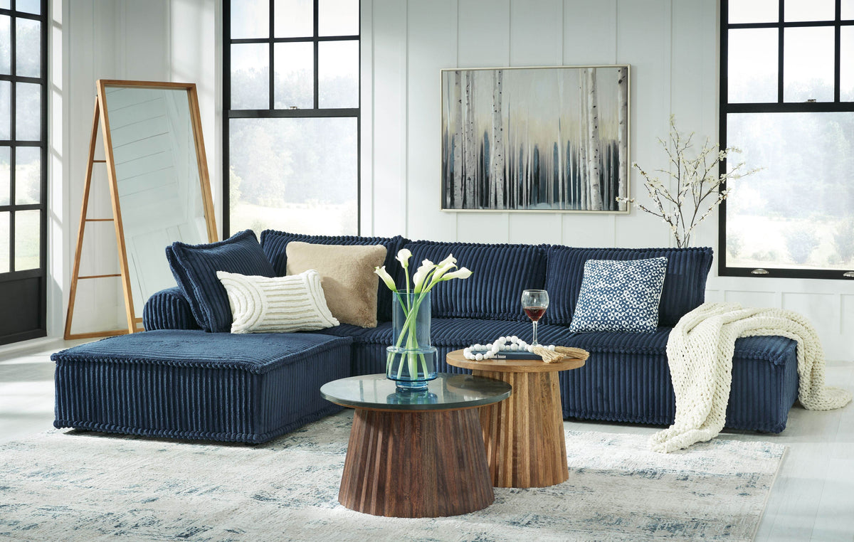 Bales - Sectional - Forward Furniture