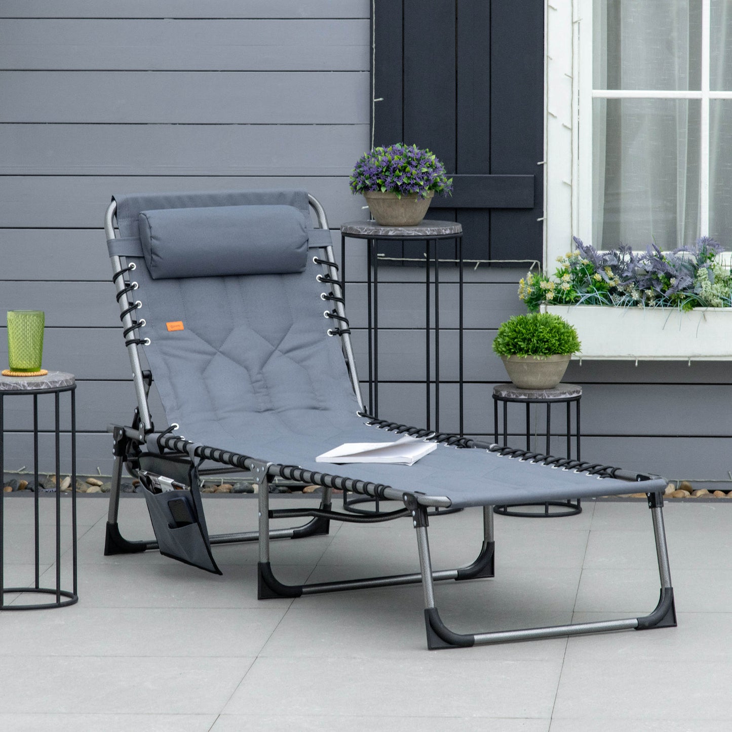 Folding Chaise Lounge Chair, Outdoor Padded Reclining Chair with 5-position Adjustable Backrest, Pillow and Pocket for Patio, Deck, Beach, Lawn and Sunbathing, Black