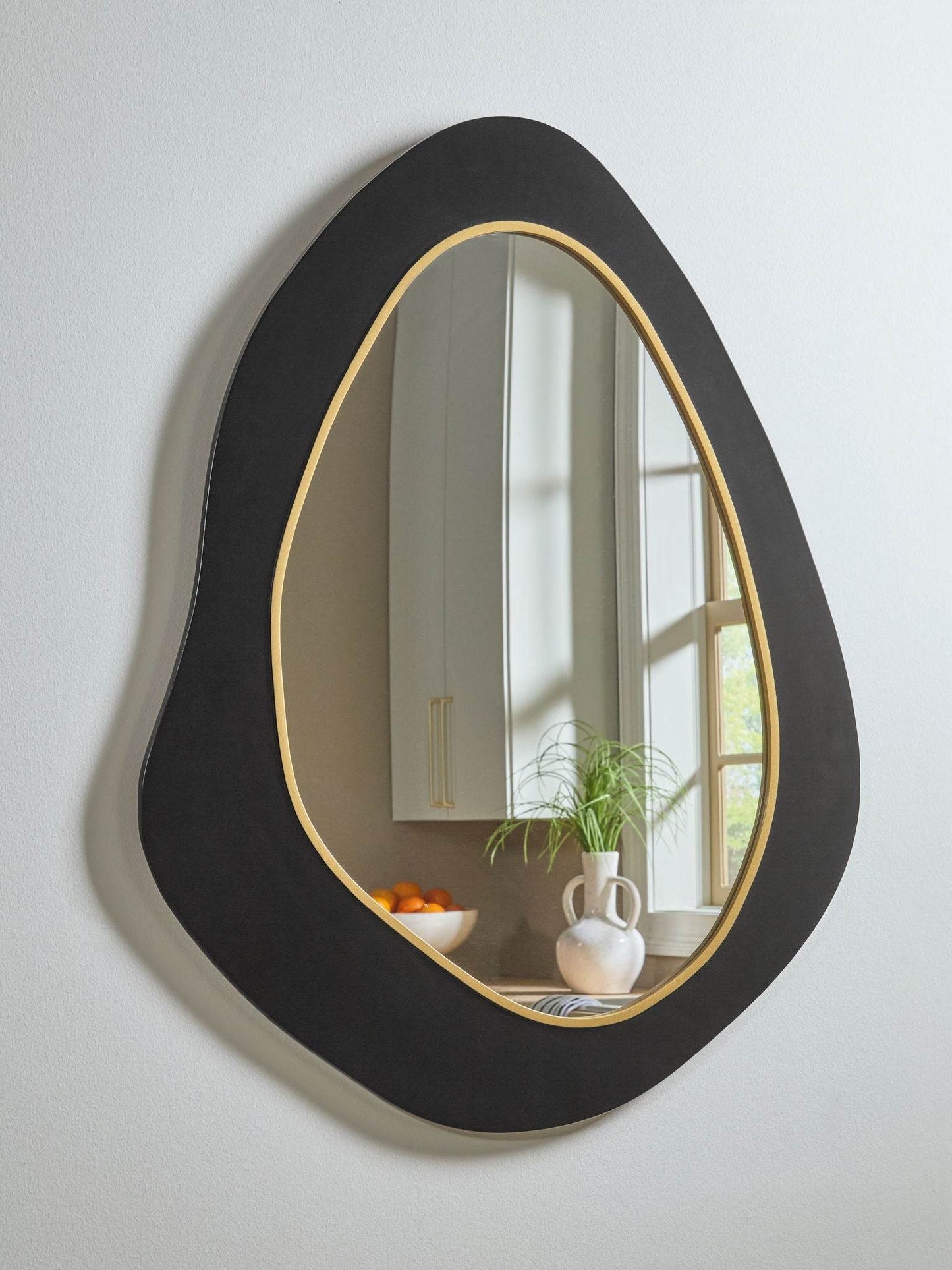 Kierlock - Black / Gold Finish - Accent Mirror - Forward Furniture