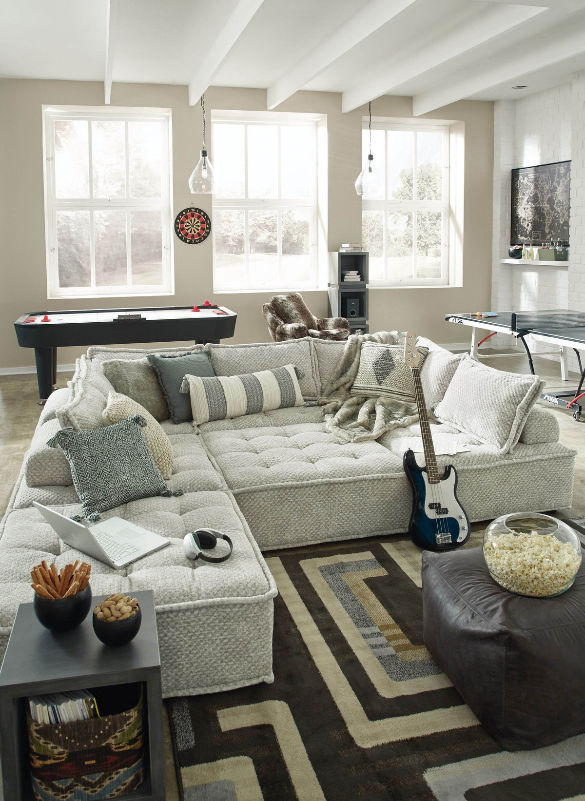 Bales - Sectional - Forward Furniture