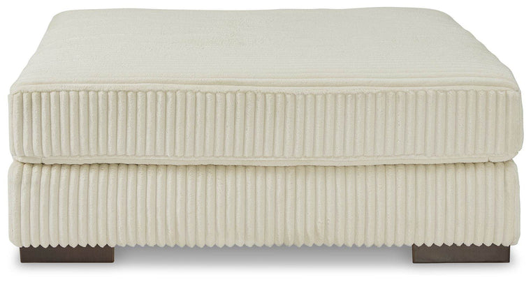Lindyn - Oversized Accent Ottoman - Forward Furniture
