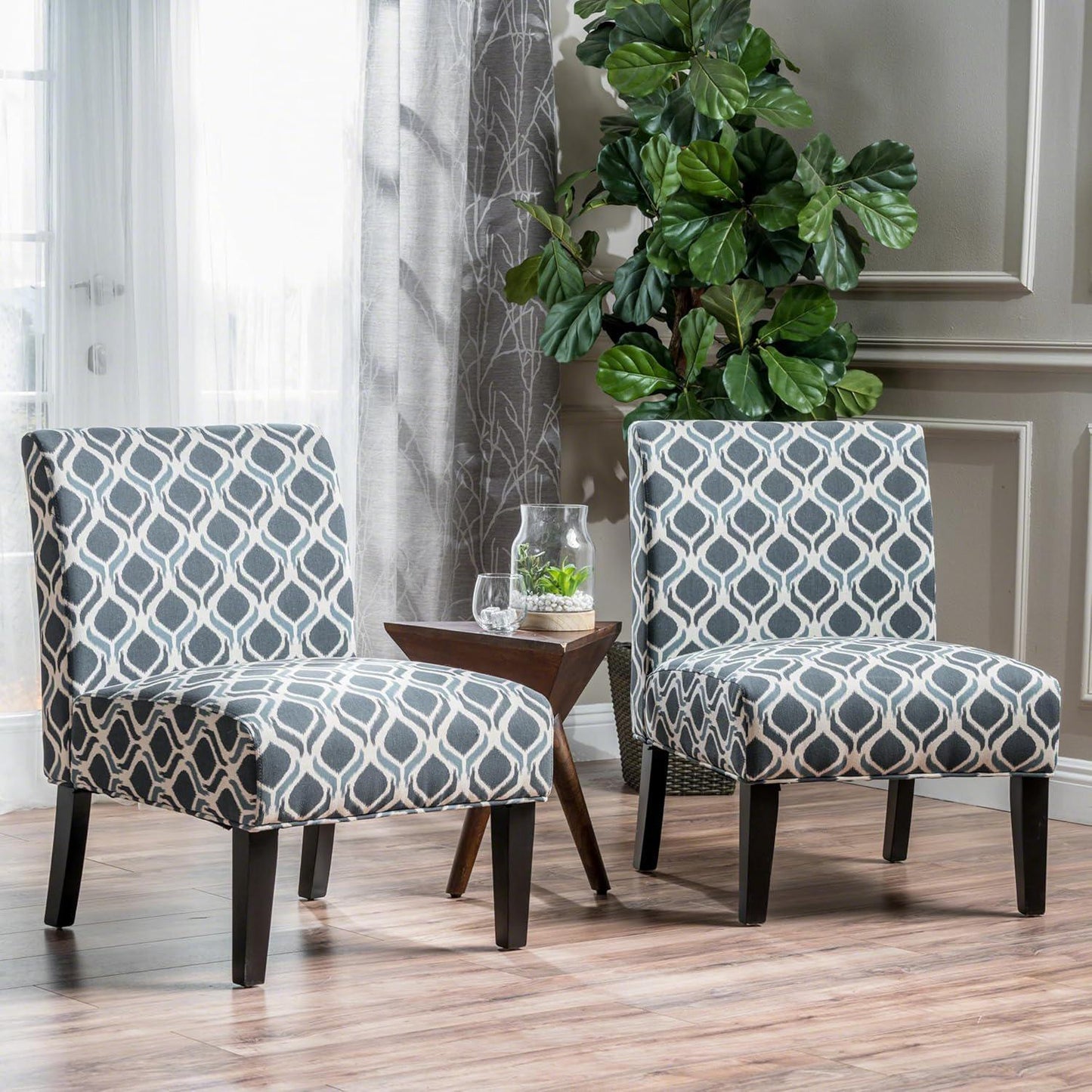 Contemporary Accent Chair with Clean Lines and Rubberwood Tapered Legs, Upholstered Seating for Living Room, 22.5'' L x 29.5'' W x 32'' H, Blue