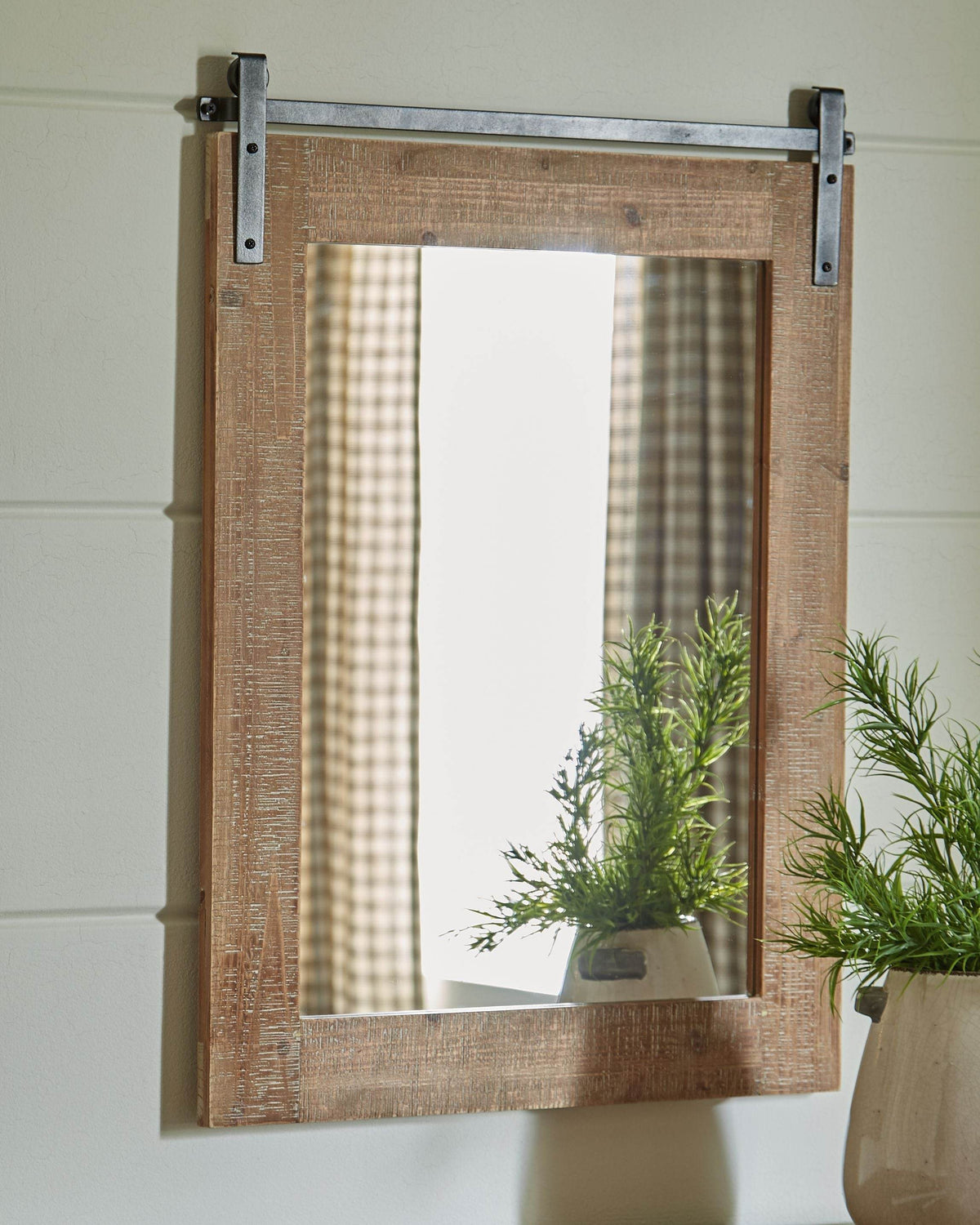 Lanie - Antique Brown - Accent Mirror - Forward Furniture
