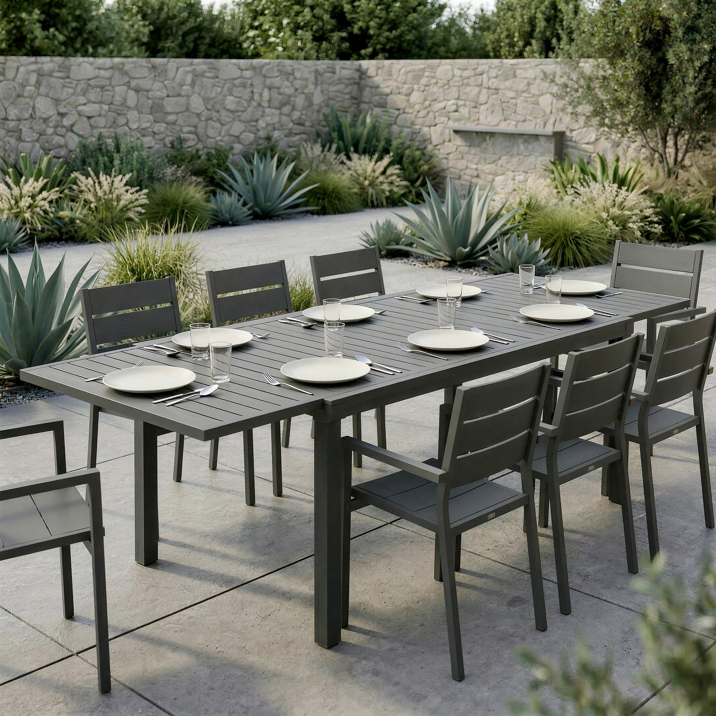 Expandable Outdoor Dining Table for 6-8 People, 59"-89" Aluminum Patio Dining Table with Slatted Top, Dark Grey