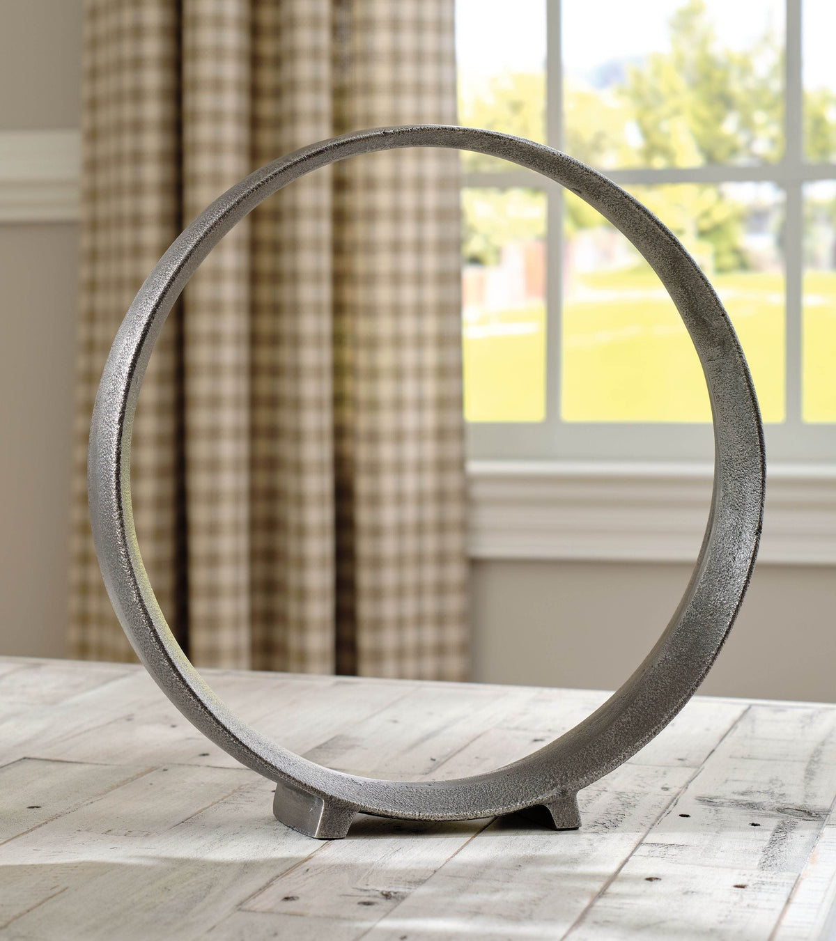 Ryandale - Sculpture - Forward Furniture