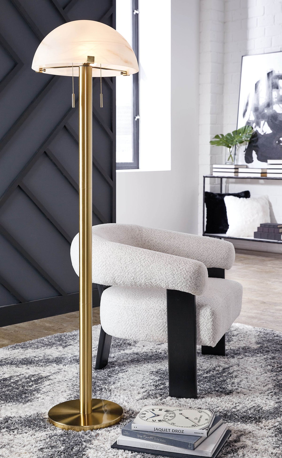 Tobbinsen - Metal Lamp - Forward Furniture