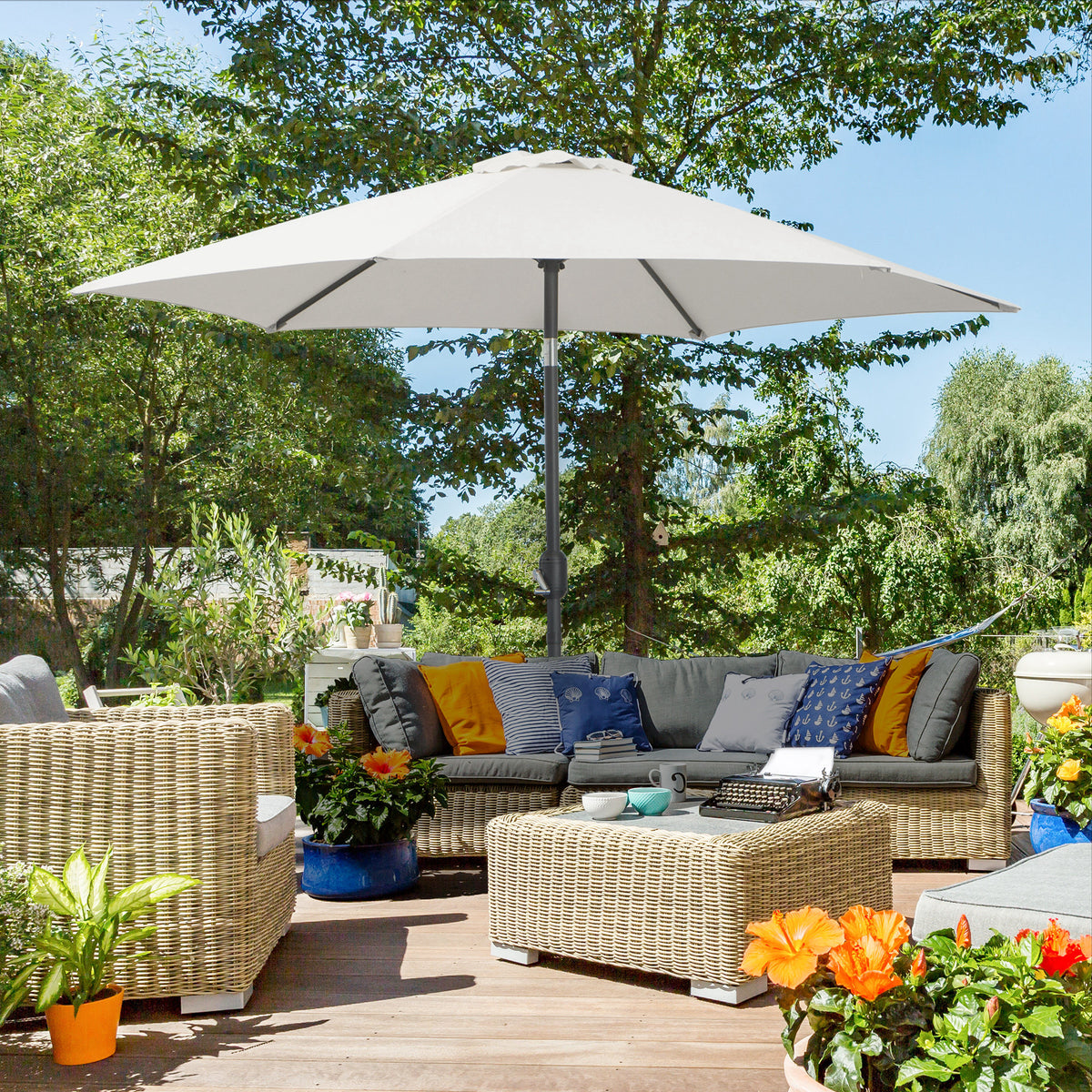 8.5' Cream White Round Aluminum Parasol with Crank Handle