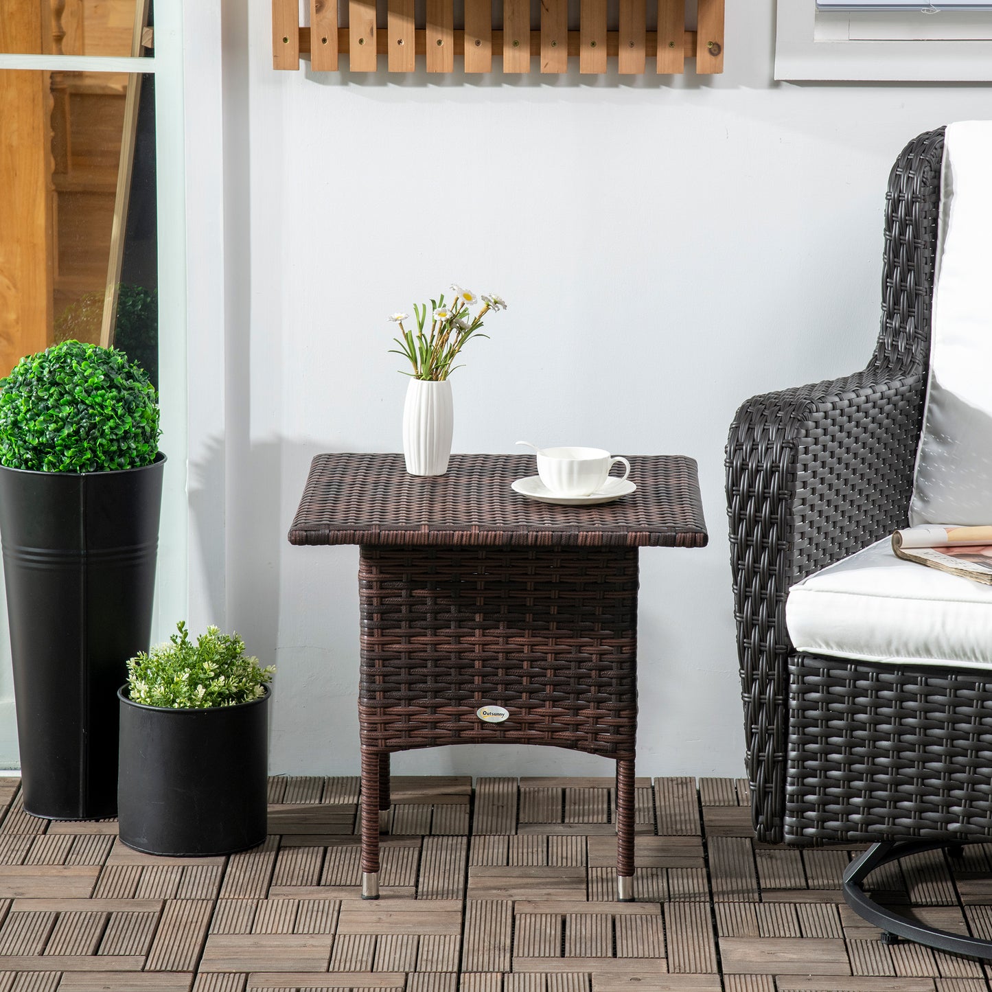 20" Patio Wicker Coffee Table, Outdoor Coffee Table with Plastic Board Underneath the Woven Tabletop for Patio, Garden, Balcony, Black