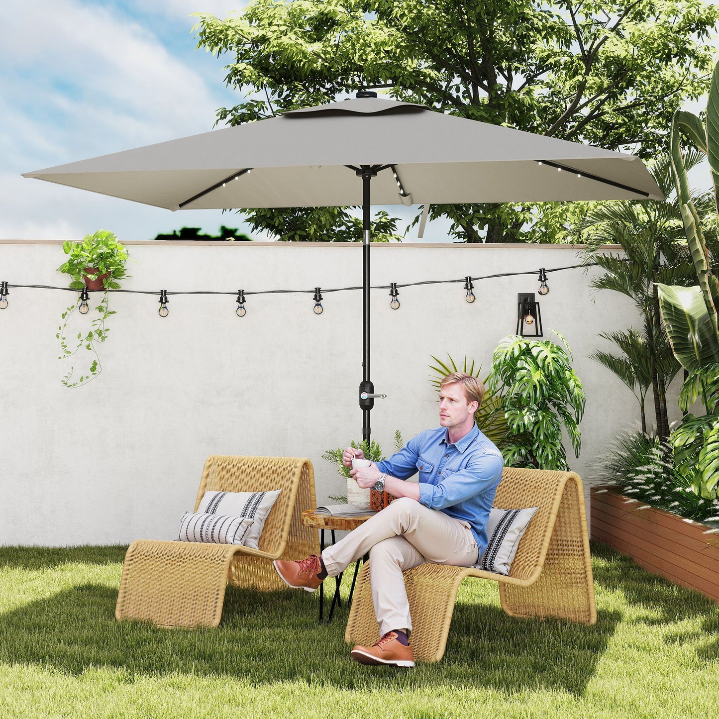 Patio Umbrella with 22 LED Solar Lights and Tilt, Light Grey