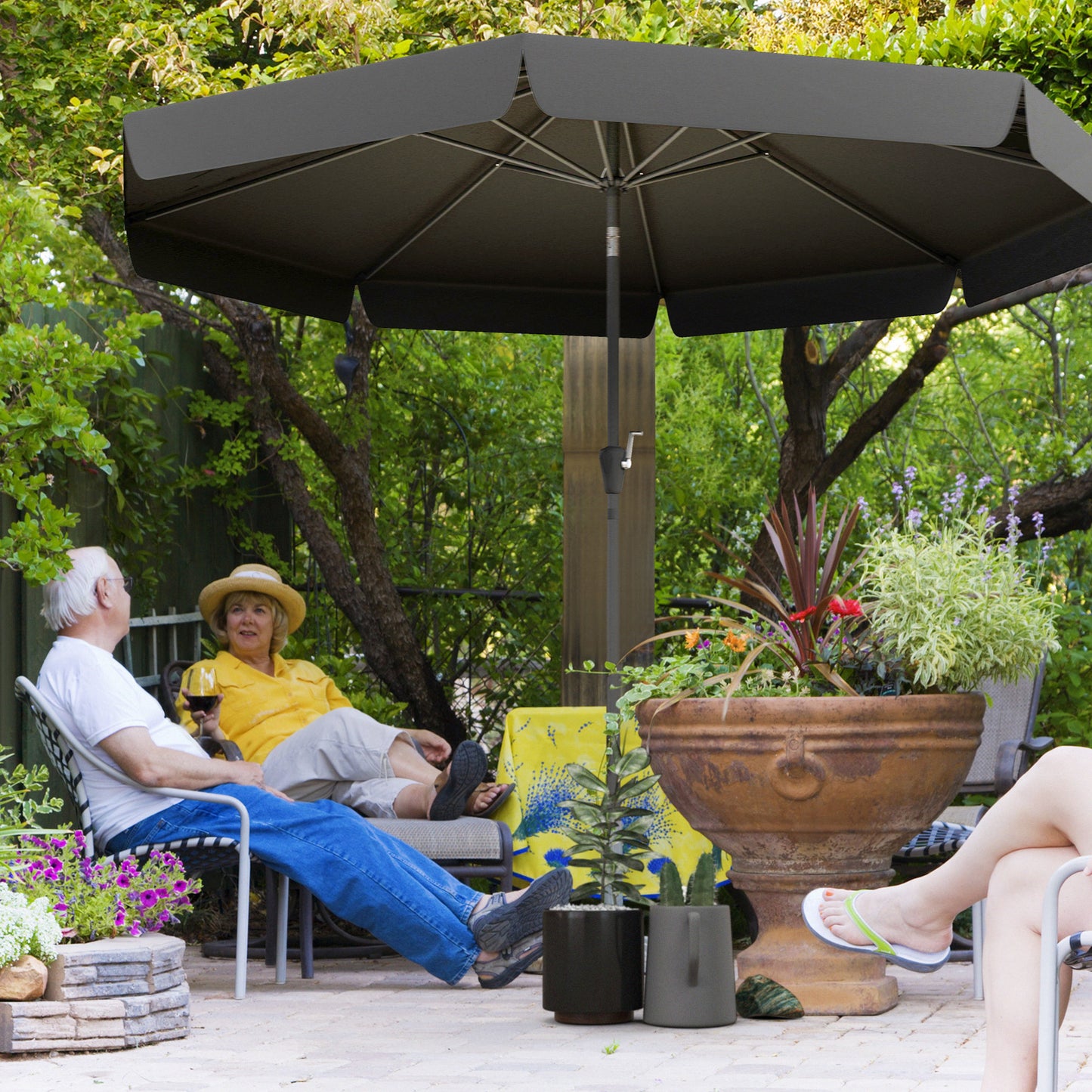 8.5 ft Outdoor Market Table Umbrella, Round Patio Umbrella with Tilt and Crank for Garden, Backyard, Deck, Black