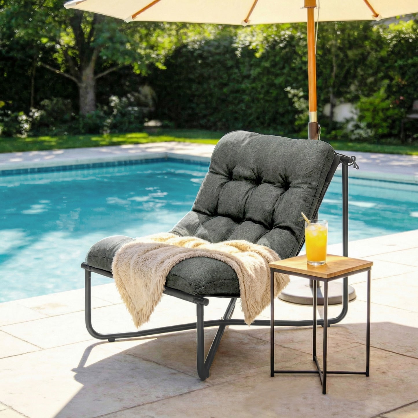 Outdoor Patio Chair, Comfy Sling Lounge Chair with Cushion, Breathable Wide Seat, Steel Frame, Dark Grey