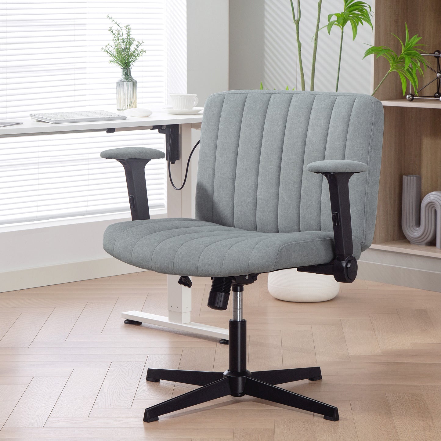 Criss Cross Chair with Flip-up Armrests, Wide Office Chair with Adjustable Height, Tilting, No Wheels, Grey