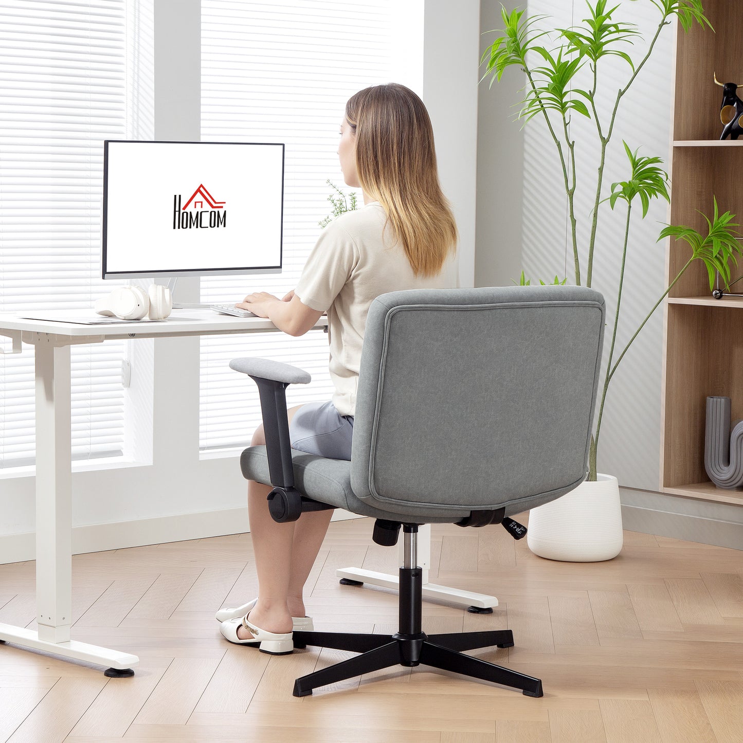 Criss Cross Chair with Flip-up Armrests, Wide Office Chair with Adjustable Height, Tilting, No Wheels, Grey