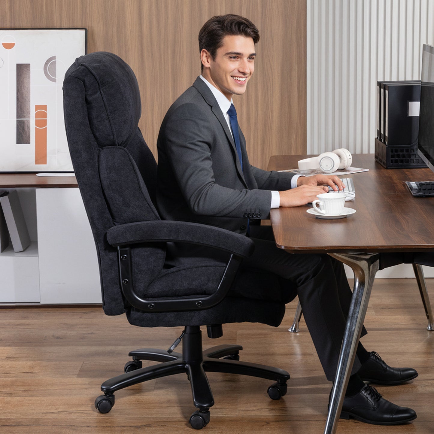 Big and Tall Executive Office Chair, Up to 450 lbs. Heavy Duty Desk Chair, Computer Chair for Heavy People, Black